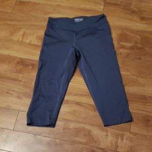 Patagonia cropped leggings